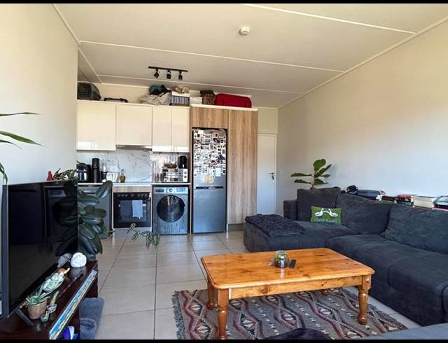1 BEDROOM PROPERTY TO RENT IN SANDOWN